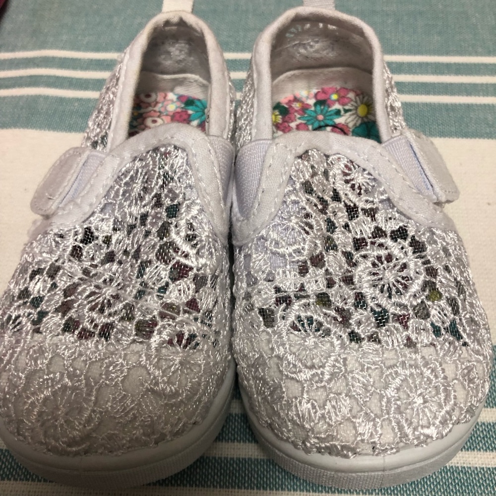 White never worn sneakers